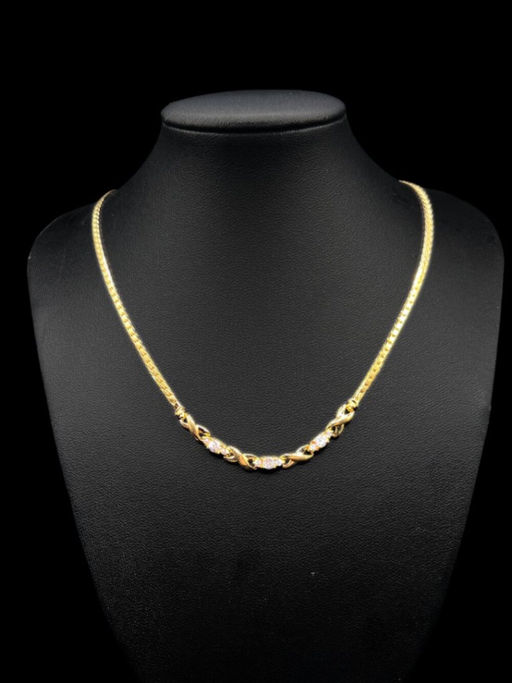Vintage 18K Gold Electroplate Faux Diamond Classic Statement Necklace Designer